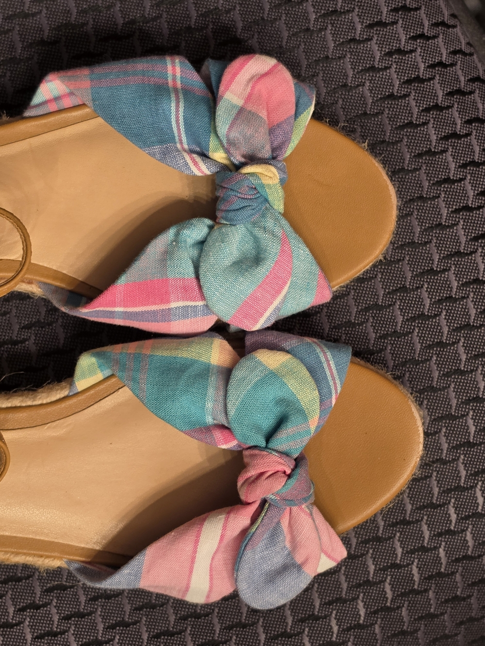 Talbots Tan Espadrille Sandals with Pink & Blue Plaid Knot Size 6.5 - Picture 6 of 9